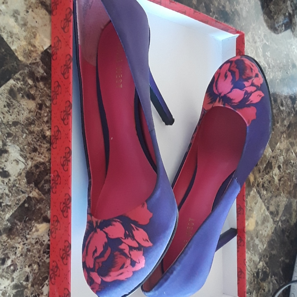 Nine west
